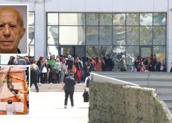 Terror në Greqi: 89-vjeçari plagos 5 persona në godinën e sigurimeve dhe një gjykatë, mbetet në arrati
