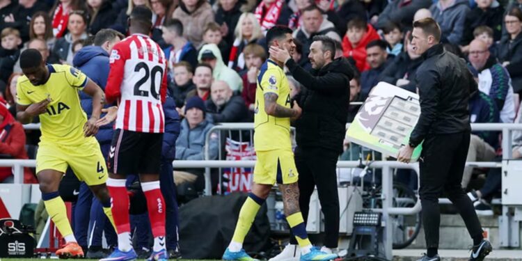 Tottenham, misioni për mbijetesë nis edhe nga tryeza; De Zerbi fton futbollistët dhe stafin në darkë