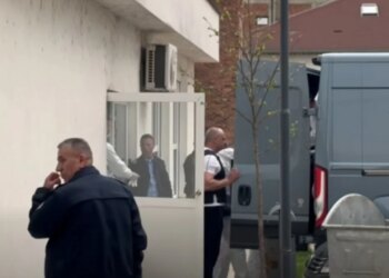 Tragjedia me 3 viktima në Kosovë: e afërmja që tentoi t’i shpëtonte, I mora fëmijët, pa shenja jete