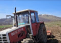 Traktoristi nga Kukësi trashëgon traditën e punës së tokës, në bujqësi prej 30 vitesh