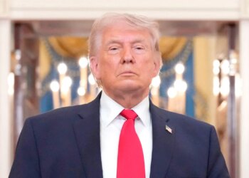 Trump: Ngushtica e Hormuzit u hap, por bllokada amerikane vazhdon deri sa të arrihet marrëveshje