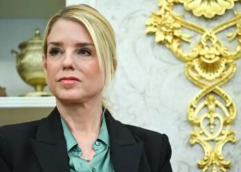 “Trump, i pakënaqur me trajtimin e çështjes Epstein” / Pam Bondi jep dorëheqjen nga pozita e prokurores së përgjithshme