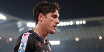 Udinese-Como shënon një rekord të papërshtatshëm; Zaniolo, italiani i vetëm në formacionin fillestar.