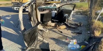 VIDEO/ Aksidenti i rëndë në Fushë Krujë-Milot, pamjet e përplasjes fatale; makina e bërë copë copë