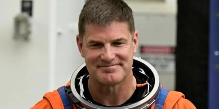 Vajza e astronautit Ashley Hansen ndan emocionet për kthimin e babait në Tokë: Do t’i jap një përqafim të madh.