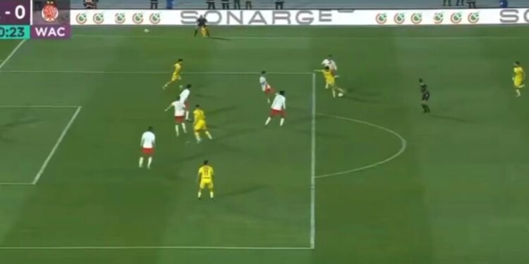 Video/ “Doni çmimin Puskas tani”, shihni golin e pabesueshëm me ‘rabona’ që po bëhet viral