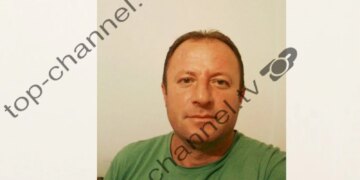 Vrasja në Fushë-Krujë: Artur Çangu u qëllua me çifte nga fqinji sot, sipas Top Channel.