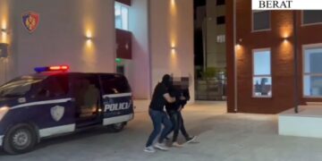 Zbulohet lokali në Berat ku organizoheshin lojërat e fatit, arrestohet pronari, sekuestrohen 12 kompjuterë