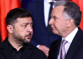 Zelensky kritika për të dërguarin amerikan në Ukrainë: Nuk vizitoi Kievin, mungesë respekti gjatë luftës