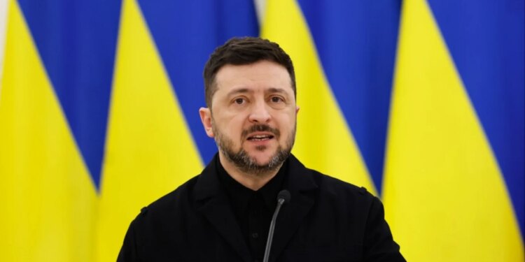 Zelensky kritikon zbehjen e ndihmave ushtarake: Bisedimet për Ukrainën nuk mund të shtyhen për luftën në Iran