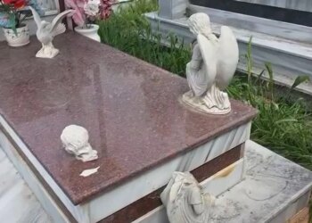 Zgjidhet misteri i vjedhjes së eshtrave në varrezat e Lushnjës, kush është 36-vjeçari që hapi tunel nën dhé