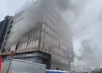 Zjarri në ndërtesë në ndërtim në Moskë lë 7 të vdekur dhe 13 të plagosur