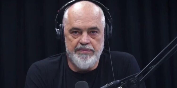 Zjarri që shkrumboi dhjetëra apartamente në Tiranë, Rama, Flasim: Banorët mund të kenë bonus qiraje dhe mbështetje bashkie