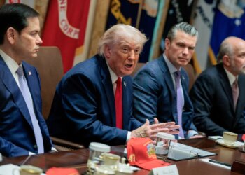 A do të arrihet marrëveshja? Trump dhe këshilltarët e tij vendosin për Iranin