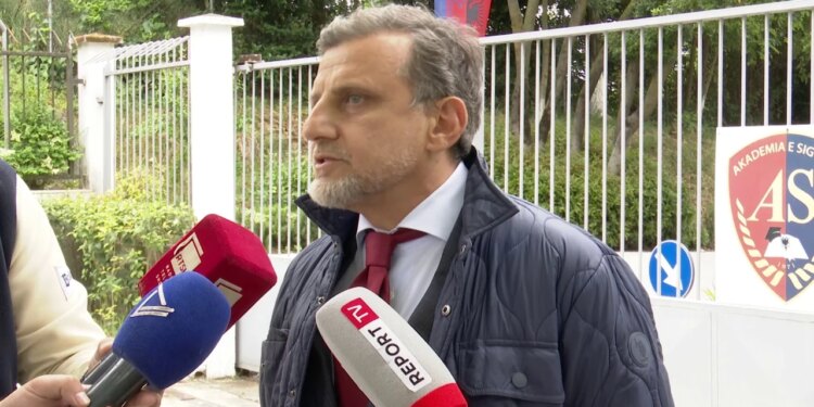 Administratori i Akademisë: Helmimi i 56 studentëve të Policisë nisi pas ushqimit të drekës