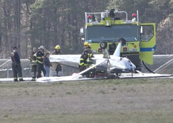 Aeroplan i vogël rrëzohet në Massachusetts; piloti plagoset