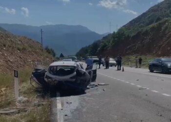 Aksident i rëndë në aksin Qafë e Buallit-Klos, një person i vdekur