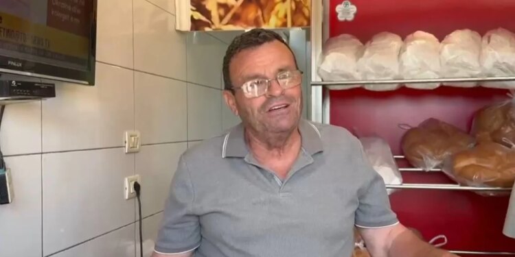 Aksident me vdekje në Elbasan-Librazhd: Banorët: shoferi me shpejtësi maksimale; ambulanca vonoi, fëmija dërguar me makinë të rastit