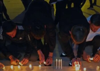 Aksidenti tragjik i mori jetën dy vogëlushëve; Durrësi në zi, protestë në heshtje para Bashkisë: Merrni masa