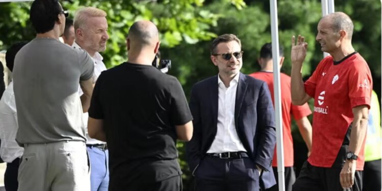 Allegri dhe drejtuesit ndryshojnë sërish planet e Milanit drejt Genovës; skuadra në grumbullim vetëm që nga e enjtja