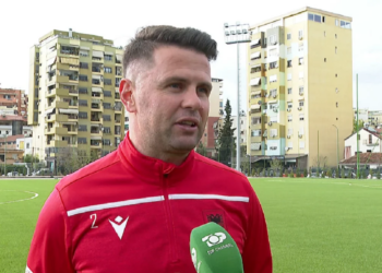 Andi Lila mund të bëhet president i klubit, në Greqi e lidhin me skuadrën ku luajti si futbollist