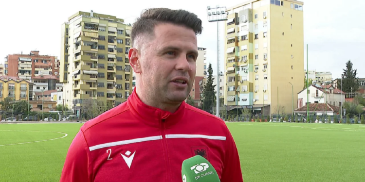 Andi Lila mund të bëhet president i klubit, në Greqi e lidhin me skuadrën ku luajti si futbollist