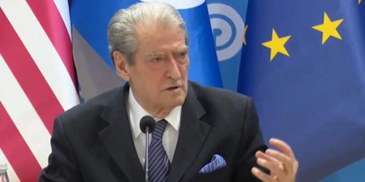 Berisha: Nëse Rama nuk vjen në interpelancë, mos pranoni delegimin te ministrat; do përfundojmë te drejtorët e ministrive