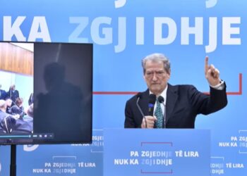 Berisha mbështet Metën: Nuk ka përdorur kurrë karta krediti, Monika po, të kushëririt të vet