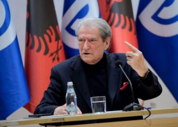 Berisha ngushëllim për familjet e dy fëmijëve të përplasur për vdekje në Durrës: autori si monstër, ja mbathi...