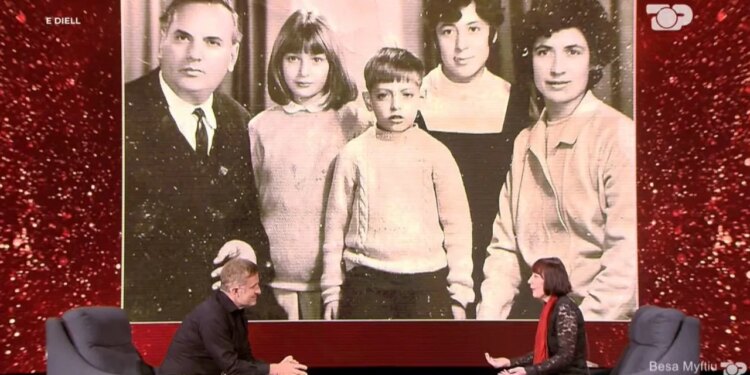 Besa Myftiu: Enver Hoxha u tërbua — romani që e ktheu babain tim nga shkrimtar në shitës cigaresh