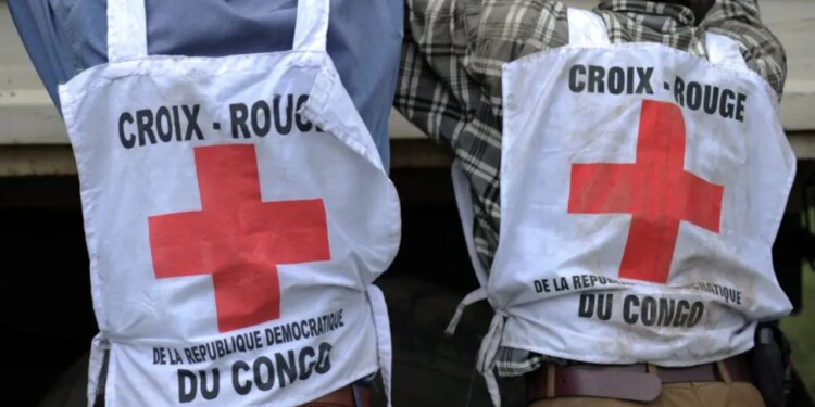 Bilanci i viktimave të infektuar me Ebola në Kongo rëndohet, vdesin vullnetarë të Kryqit të Kuq