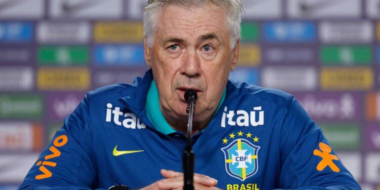 Brazilianët të dashuruar pas Carlinhos, zyrtarizohet kontrata e re katërvjeçare me strategun italian