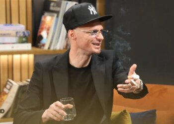 Cllevio: Kam pasuri 2 milionë dollarë; jam fans i Ramës, në shtëpi përplaseshim për Berishën