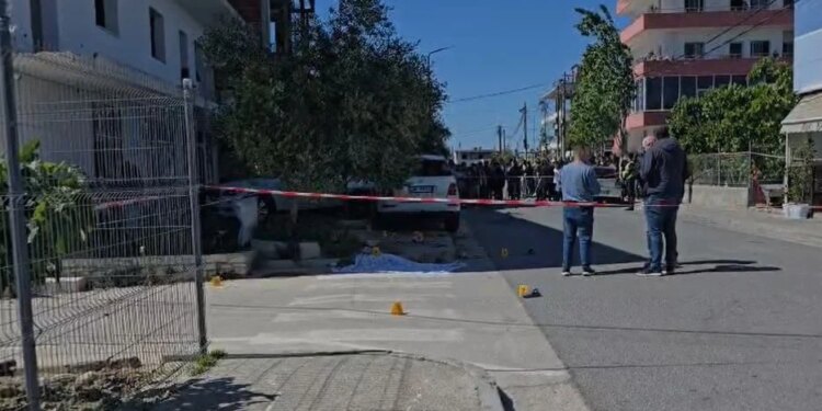 Dhimbje dhe lot në Durrës: një nga viktimat dhe i plagosuri, kushërinj të parë, po luanin pranë shtëpisë