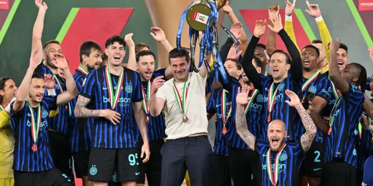 Dopietë në sezonin e parë, Chivu shmang kurthin dhe bën edhe më mirë se Mourinho
