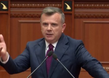 Durrës: Dy të mitur humbën jetën në aksident; Balla kërkon ndryshime në Kodin Penal, Policia të bëjë shembull