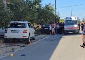 Dy viktima në Durrës: katër fëmijë luanin në trotuar; njëri i shpëtoi aksidentit duke u fshehur pas biçikletes