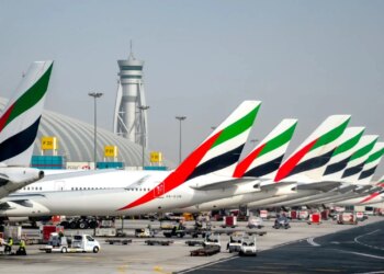 Emiratet e Bashkuara Arabe heqin kufizimet ajrore pas sulmeve iraniane; fluturimet pritet të nisin normalisht