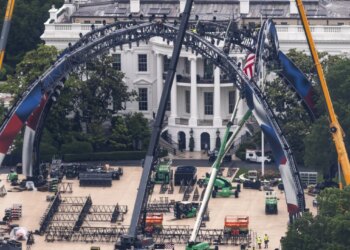 Event spektakolar i Arteve Marciale jashtë Shtëpisë së Bardhë; ndeshjet në ditëlindjen e 80-të të Donald Trump