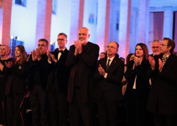 Eventi Morricone ishte im atë në Tiranë, prezent edhe kryeministri Rama: E jashtëzakonshme, veçanti për Ditën e Europës