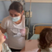 Familja e vogëlushes 19-muajshe apelon për ndihmë: nevojitet ndërhyrje urgjente në Itali për tumor në kokë