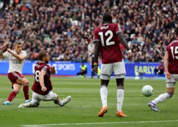 Fitore drithëruese e Arsenalit, Topçinjtë mposhtin edhe West Ham dhe marshojnë drejt titullit
