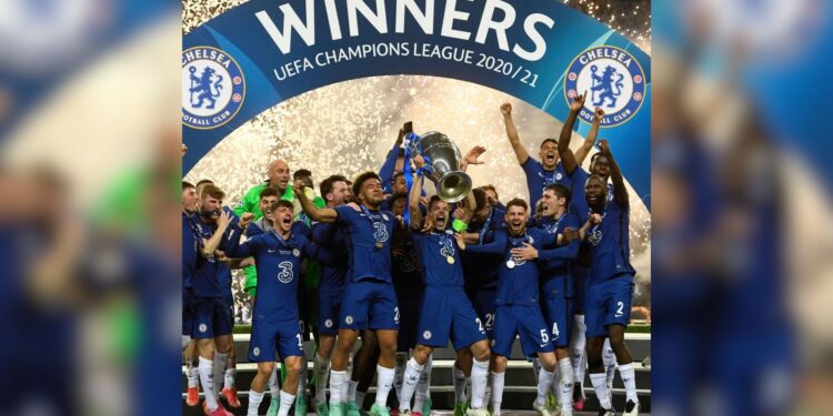 Foto/ Chelsea tallet me Arsenalin pas humbjes në finalen e Champions League: Ejani dhe vizitojeni