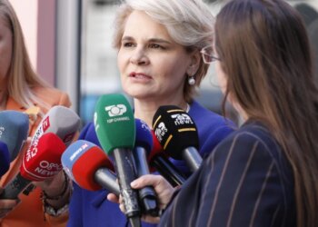 GJKKO ndau dosjen e Xhixhos dhe të nënës së Kryemadhit, ish-deputetja: Çështje politike, Meta sot në top formë