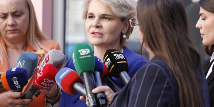 GJKKO ndau dosjen e Xhixhos dhe të nënës së Kryemadhit, ish-deputetja: Çështje politike, Meta sot në top formë