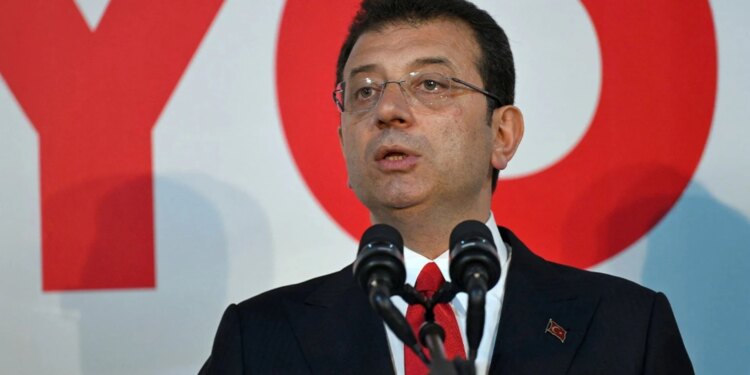 Gjyqi ndaj Ekrem Imamoglu: Gjykata lë në paraburgim kryebashkiakun e Stambollit, sa vite burg rrezikon kundërshtari i Erdogan