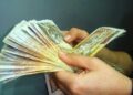 Goditen në Tiranë dy raste të këmbimit valutor pa licencë; procedohen dy persona, sekuestrohen shuma parash