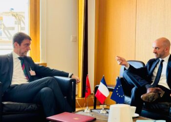 Hoxha takim me ministrin francez për Çështjet Evropiane: Mbështetje për anëtarësimin e Shqipërisë në BE dhe projekte strategjike
