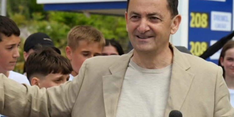 💥Tender korruptiv nga Vangjel Tavo në Himarë, 125 milionë lekë për rrugën në Borsh. Fituesi merr pothuajse gjithë fondin