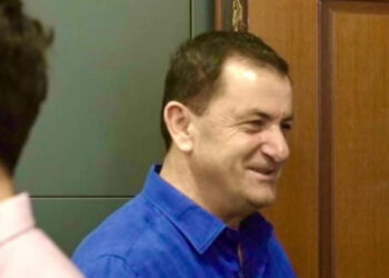 💥Super vjedhje nga Vangjel Tavo në Himarë, 208 milionë lekë për letra dhe projekte!